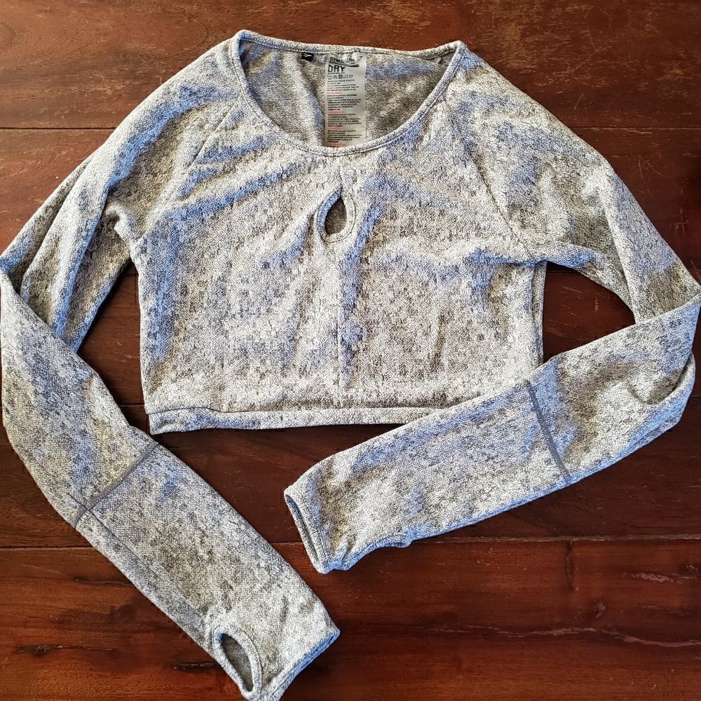Gymshark Fleur Texture Long Sleeve Women Crop Top S, gray
